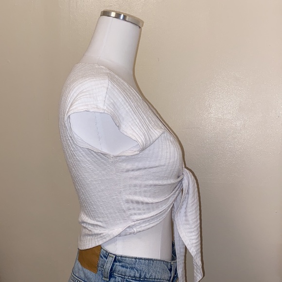 White Ribbed Tie Crop Top - Picture 4 of 5